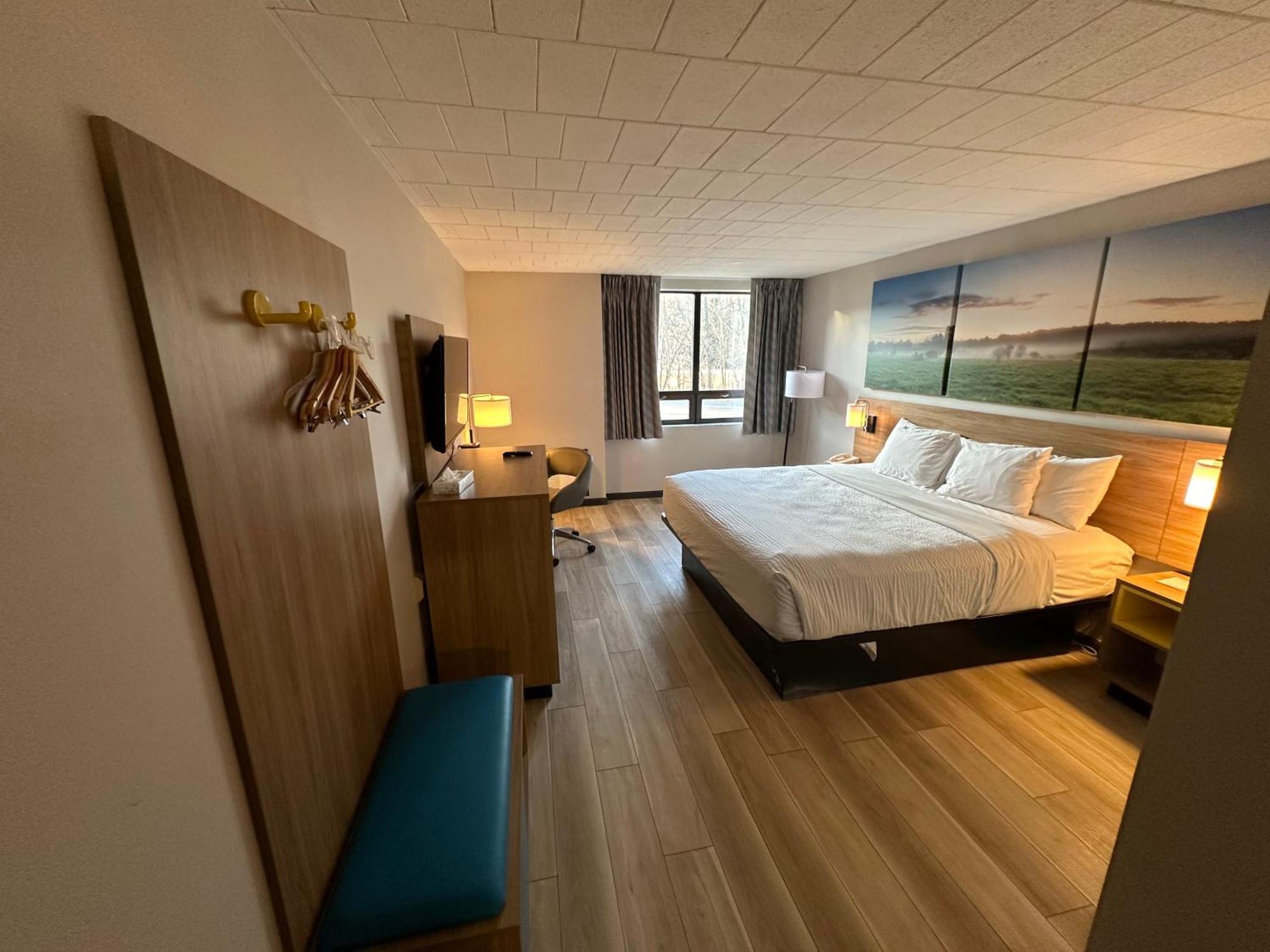 Hotel Days By Wyndham Liberty